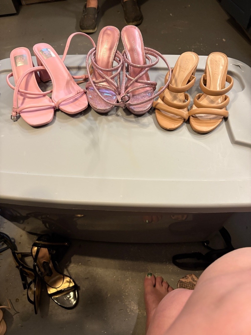 ATTENTION SIZE 6 1/2 Shoe wearer